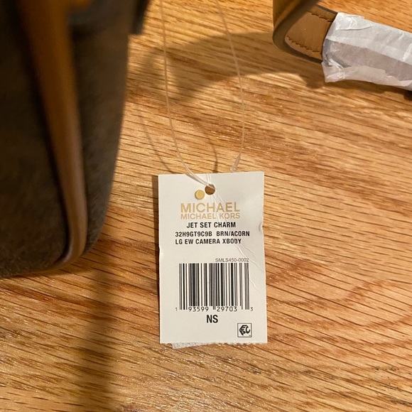 MICHAEL Michael Kors Signature Jet Set Charm Large East West Camera Crossbody - Picture 7 of 7